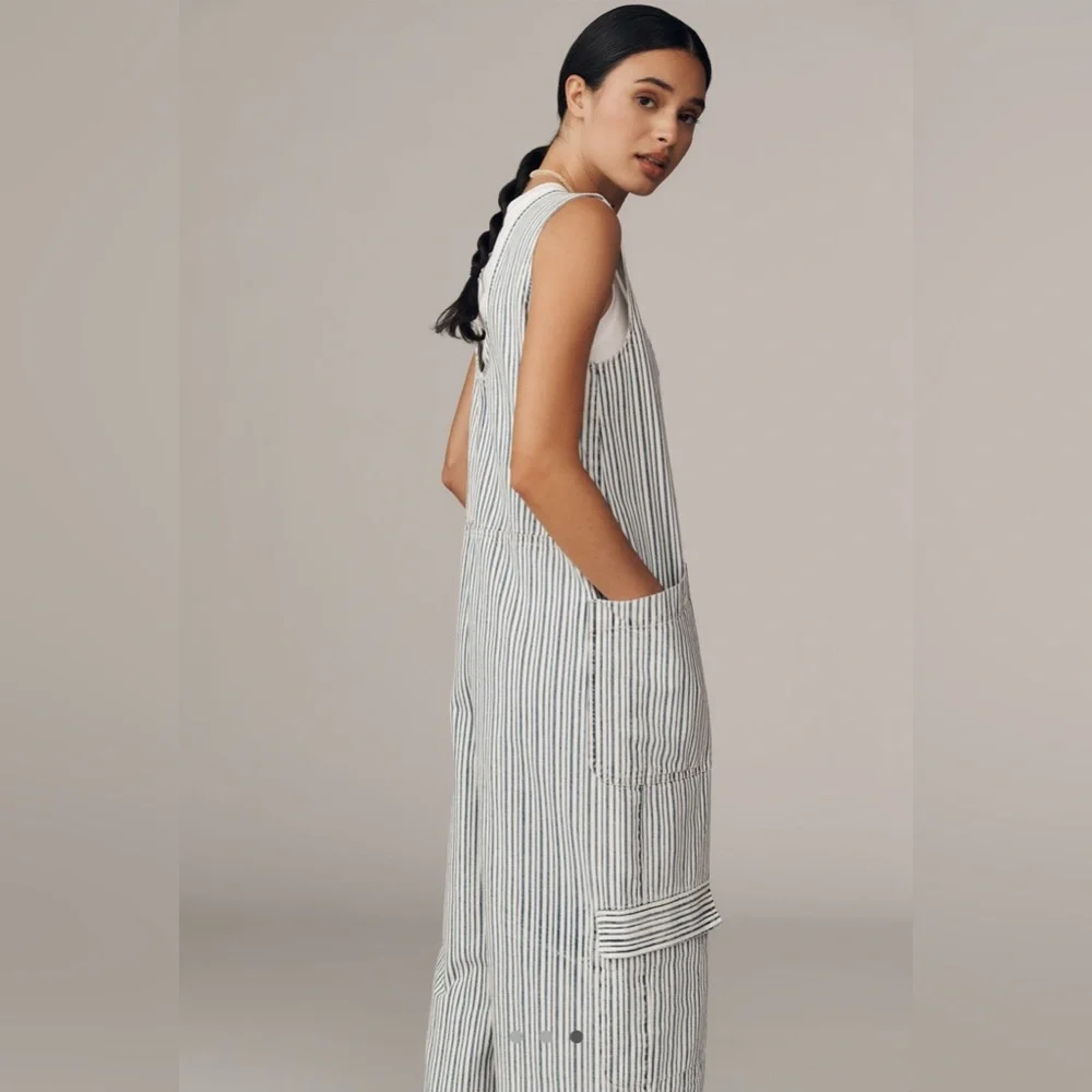 Pilcro Navy and White Zip-Up Utility Jumpsuit - Picture 8 of 10